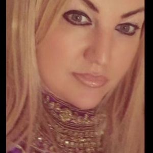 Meet your Posher, Staci